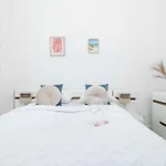 Rodzinny O Funkcjonalnym Wnetrzu 700 M Od Stacji Kolejowej By Renters *
