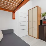 Rodzinny O Funkcjonalnym Wnetrzu 700 M Od Stacji Kolejowej By Renters