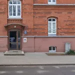 Rodzinny O Funkcjonalnym Wnetrzu 700 M Od Stacji Kolejowej By Renters Apartamento *
