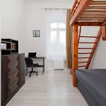Rodzinny O Funkcjonalnym Wnetrzu 700 M Od Stacji Kolejowej By Renters Apartman Kołobrzeg