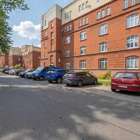 Apartment Rodzinny O Funkcjonalnym Wnetrzu 700 M Od Stacji Kolejowej By Renters Kolberg