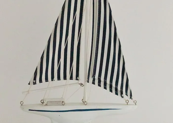 Rodzinny O Funkcjonalnym Wnetrzu 700 M Od Stacji Kolejowej By Renters Apartamento